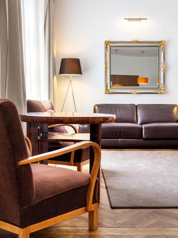 Tyzenhauz Apartments Krowoderska Street คราคูฟ ภายนอก รูปภาพ