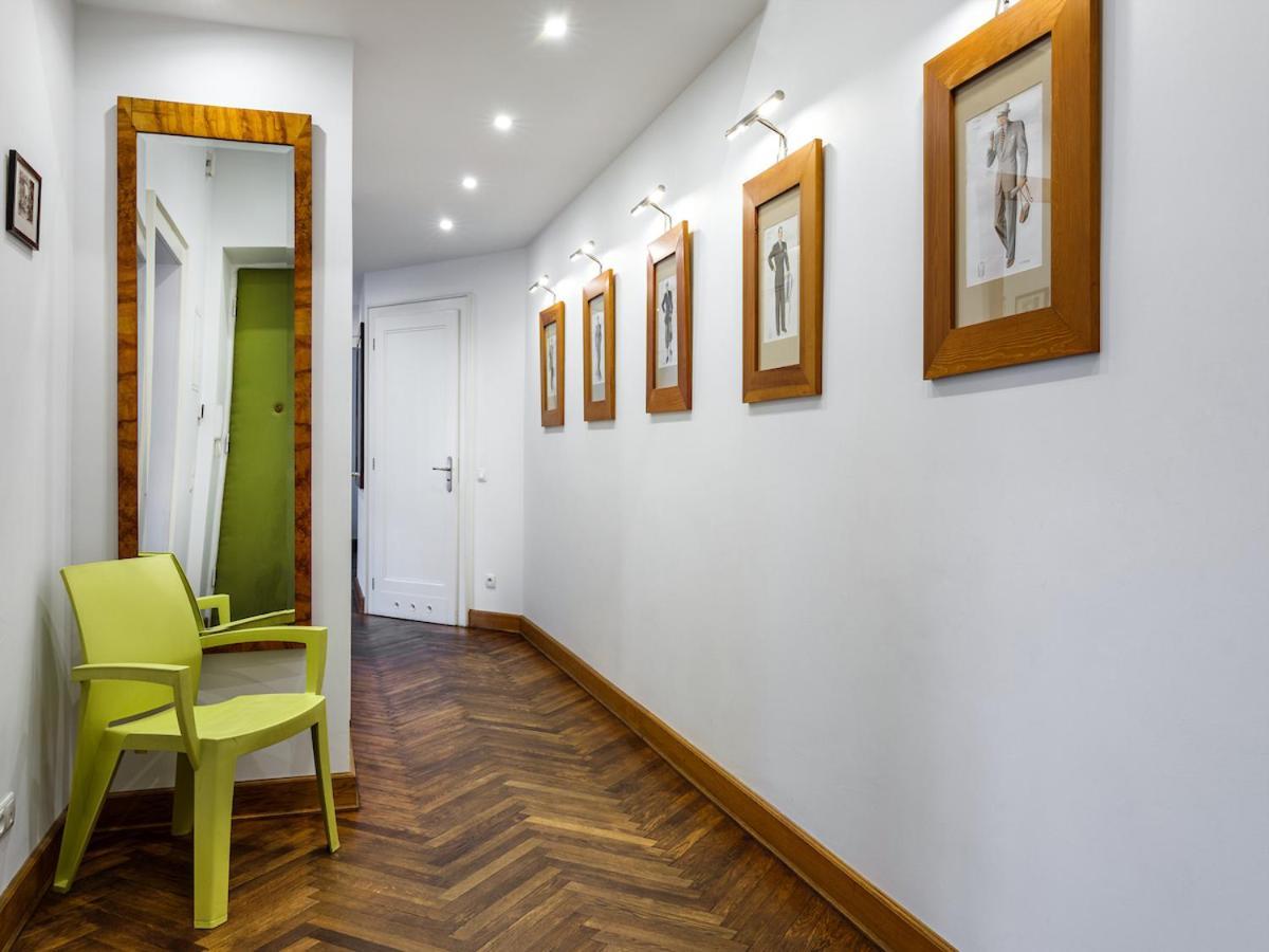 Tyzenhauz Apartments Krowoderska Street คราคูฟ ภายนอก รูปภาพ