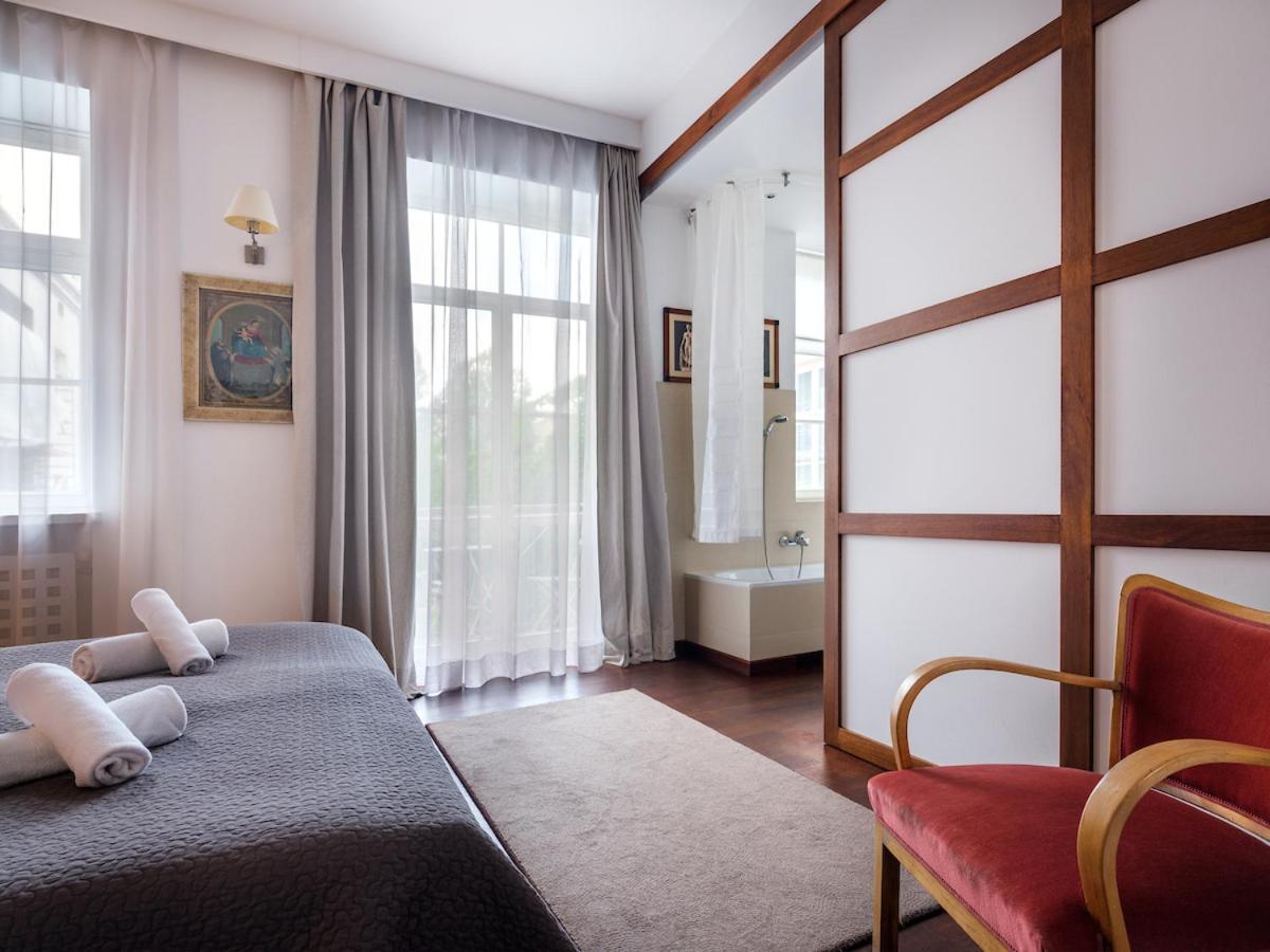 Tyzenhauz Apartments Krowoderska Street คราคูฟ ภายนอก รูปภาพ