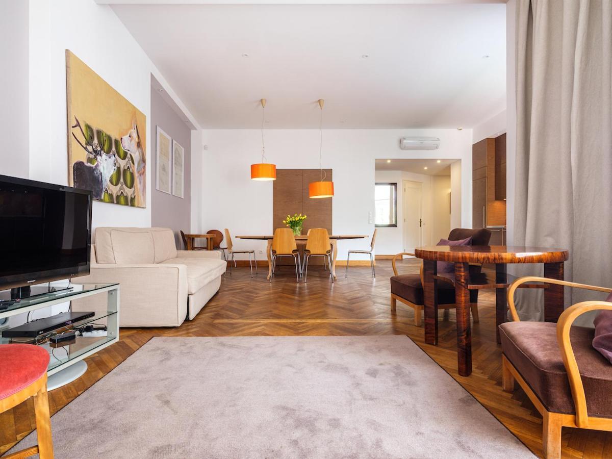 Tyzenhauz Apartments Krowoderska Street คราคูฟ ภายนอก รูปภาพ