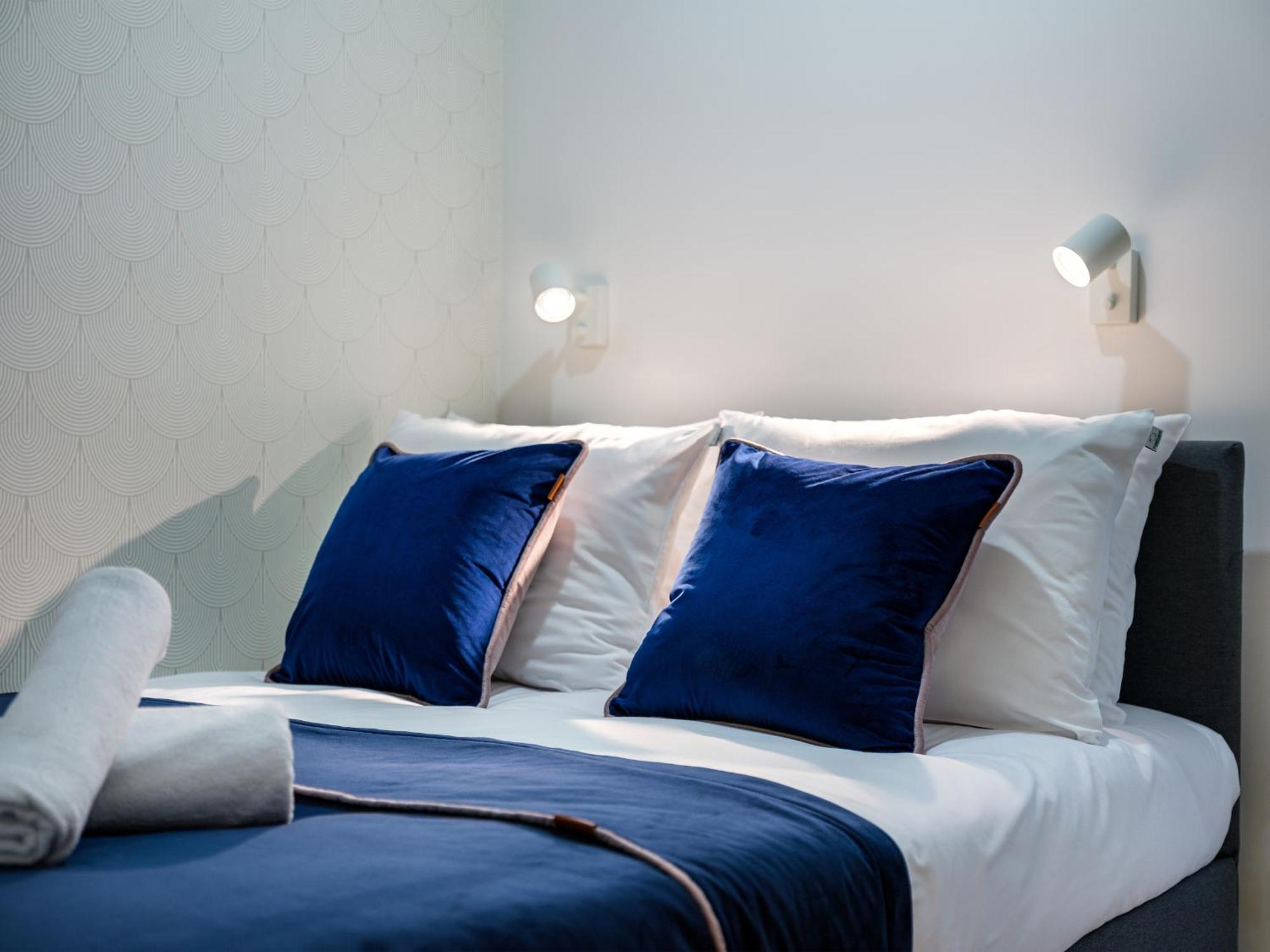 Tyzenhauz Apartments Krowoderska Street คราคูฟ ภายนอก รูปภาพ