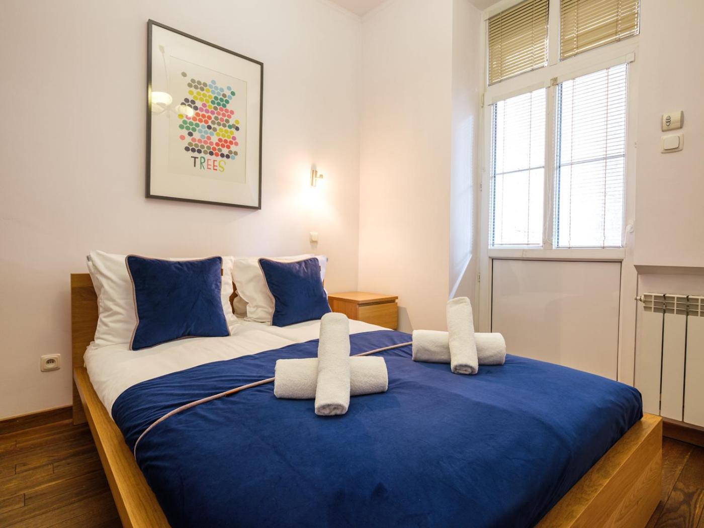 Tyzenhauz Apartments Krowoderska Street คราคูฟ ภายนอก รูปภาพ